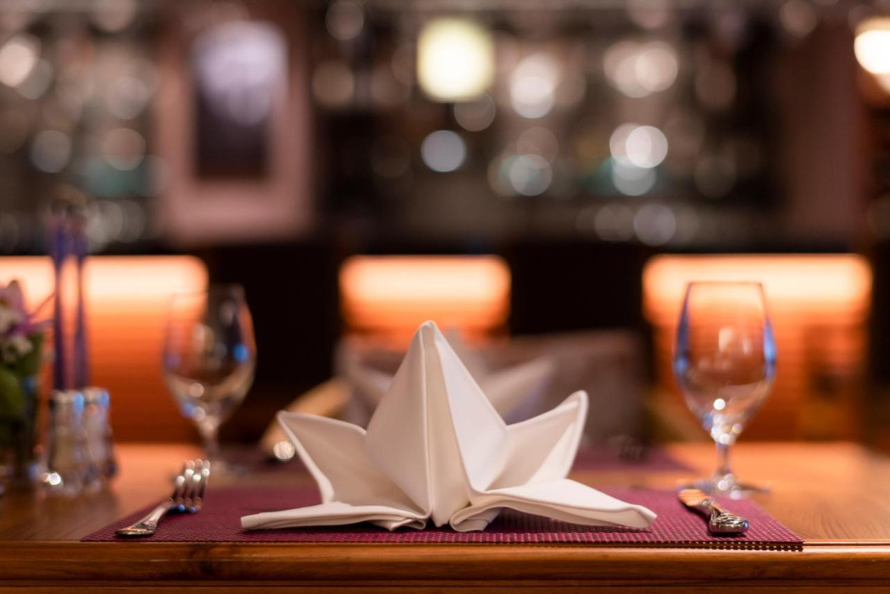 The Empress Premier Chiang Mai - Sha Extra Plus Εξωτερικό φωτογραφία A folded napkin