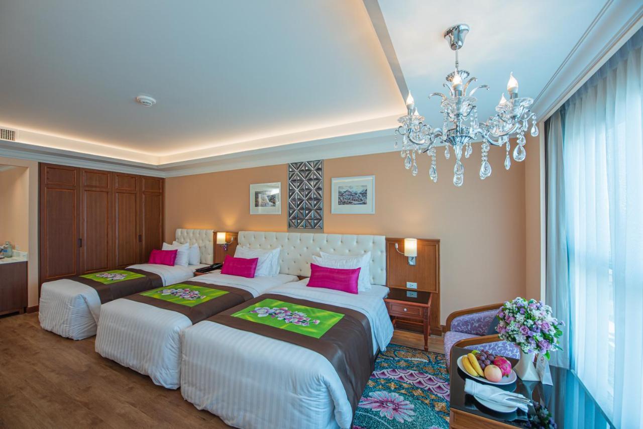 The Empress Premier Chiang Mai - Sha Extra Plus Εξωτερικό φωτογραφία Family Suite