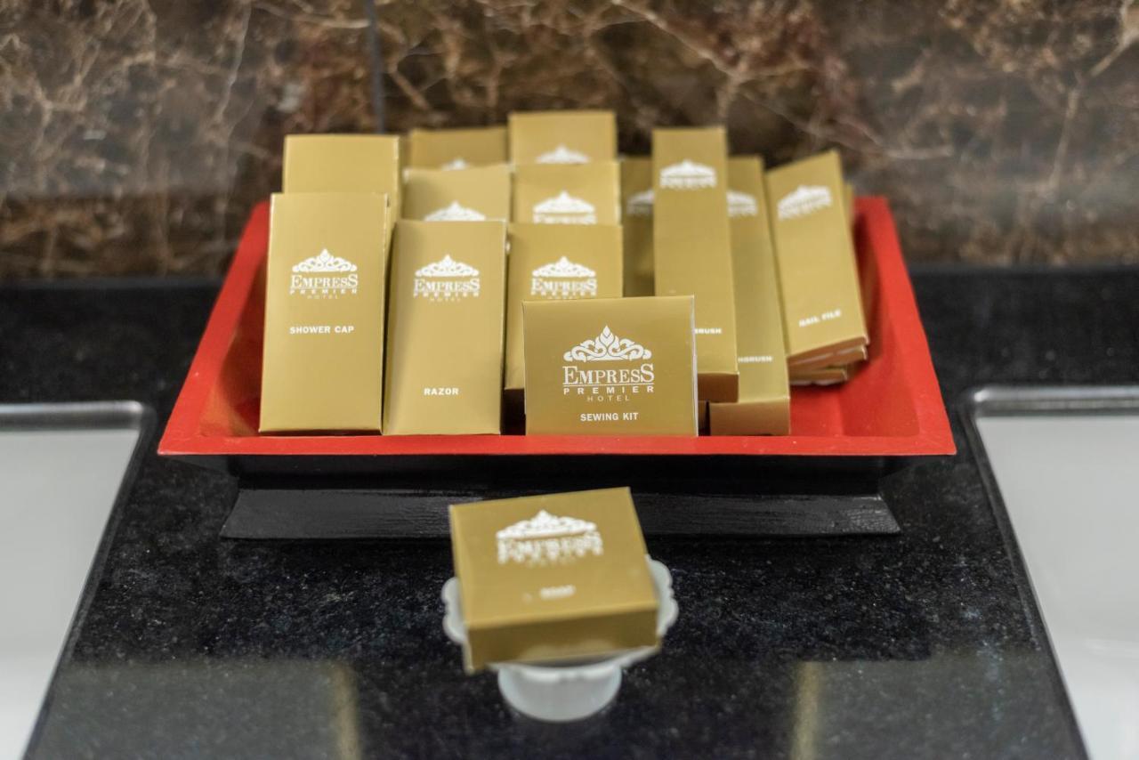 The Empress Premier Chiang Mai - Sha Extra Plus Εξωτερικό φωτογραφία Emirates First Class in-flight amenities