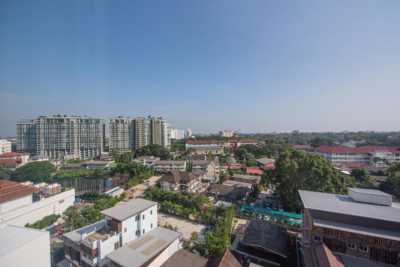 The Empress Premier Chiang Mai - Sha Extra Plus Εξωτερικό φωτογραφία View of the district
