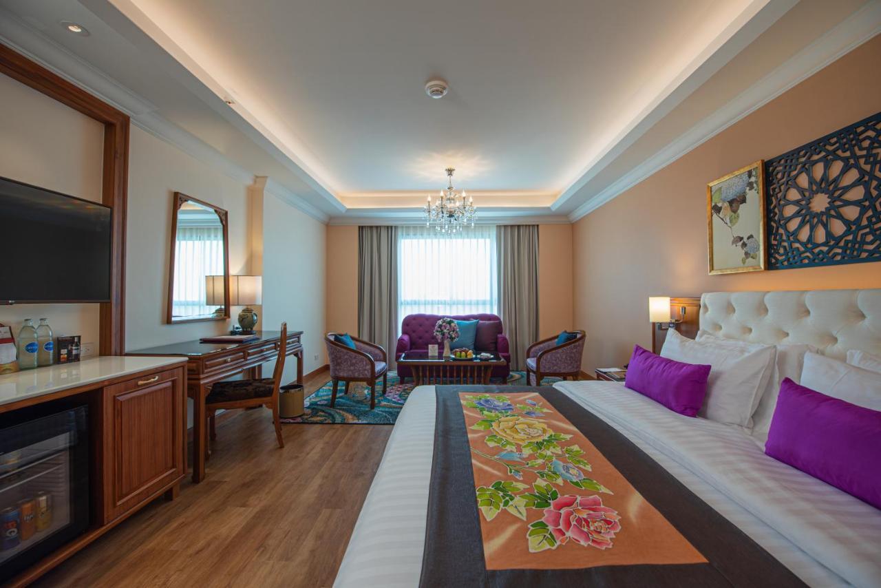 The Empress Premier Chiang Mai - Sha Extra Plus Εξωτερικό φωτογραφία Deluxe Suite