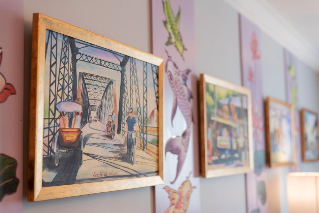 The Empress Premier Chiang Mai - Sha Extra Plus Εξωτερικό φωτογραφία Artwork by local artists